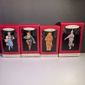 Hallmark Keepsake Ornament – Set of 4 Wizard of Oz Ornaments NIB